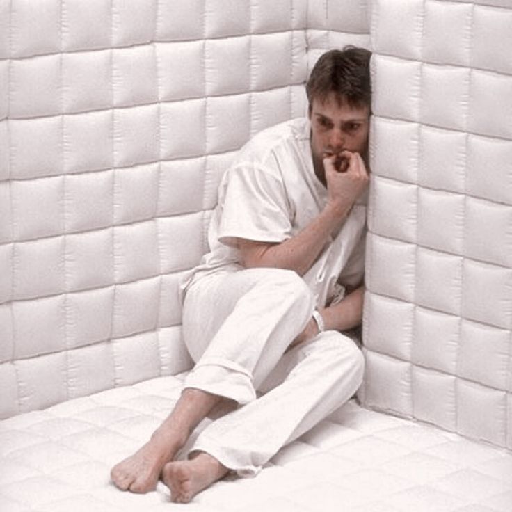 Nghĩ về chuyện xa xôi mà quên deadline ngày mai